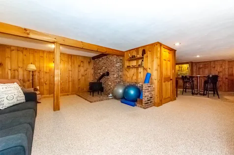 8 Sarah Paul Hill Madbury NH 03823