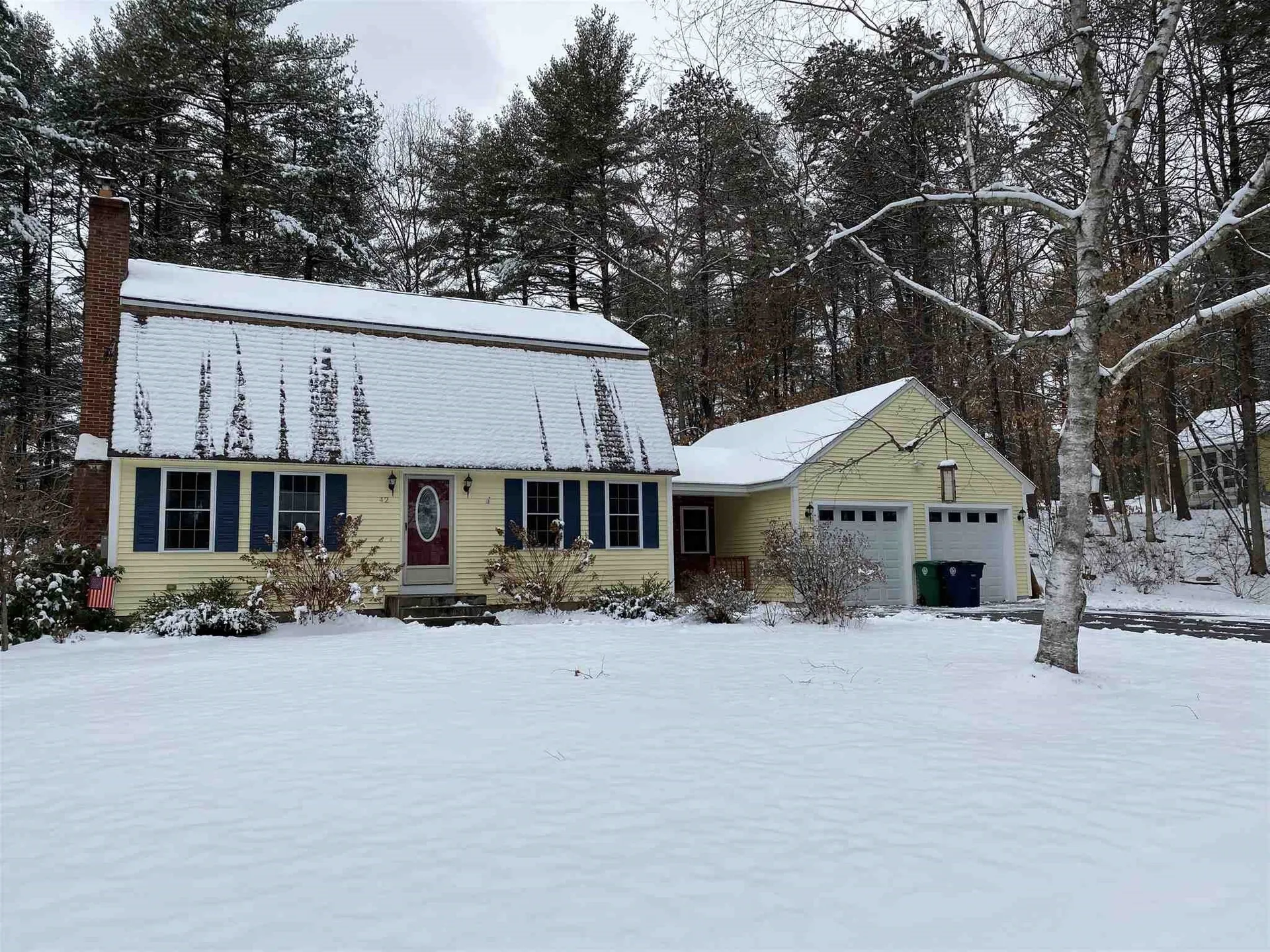 42 Whitford Road Nashua NH 03062