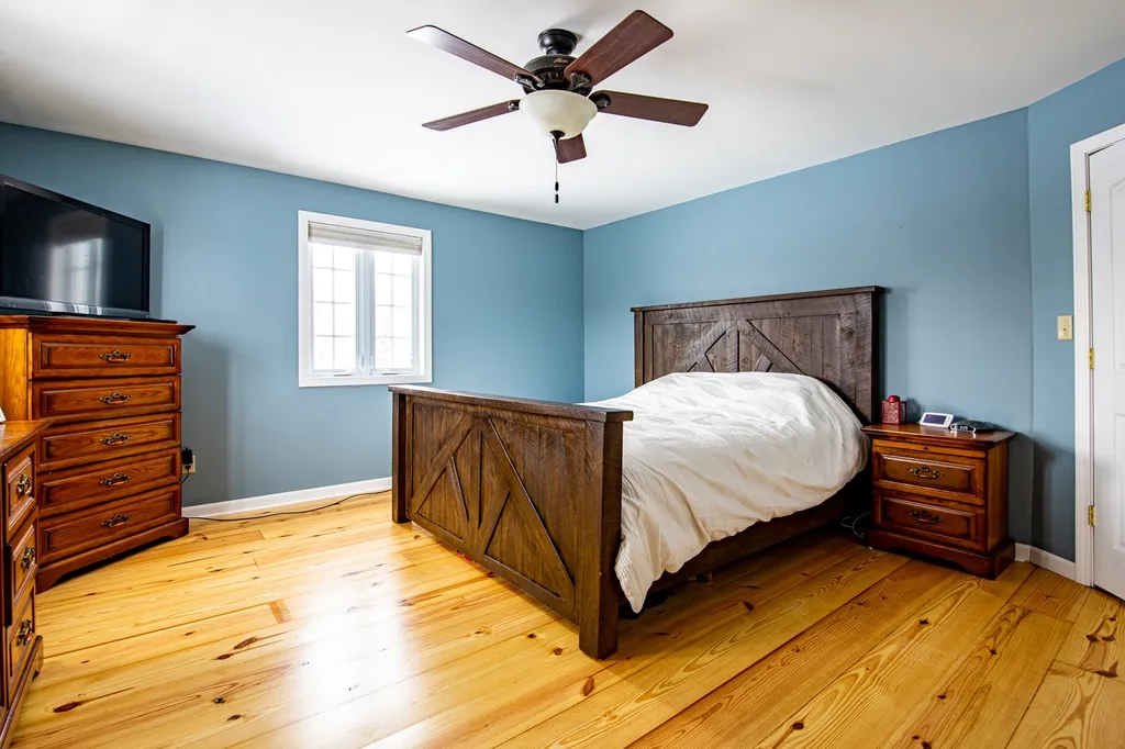 70 Henry Road Williamstown VT 05679
