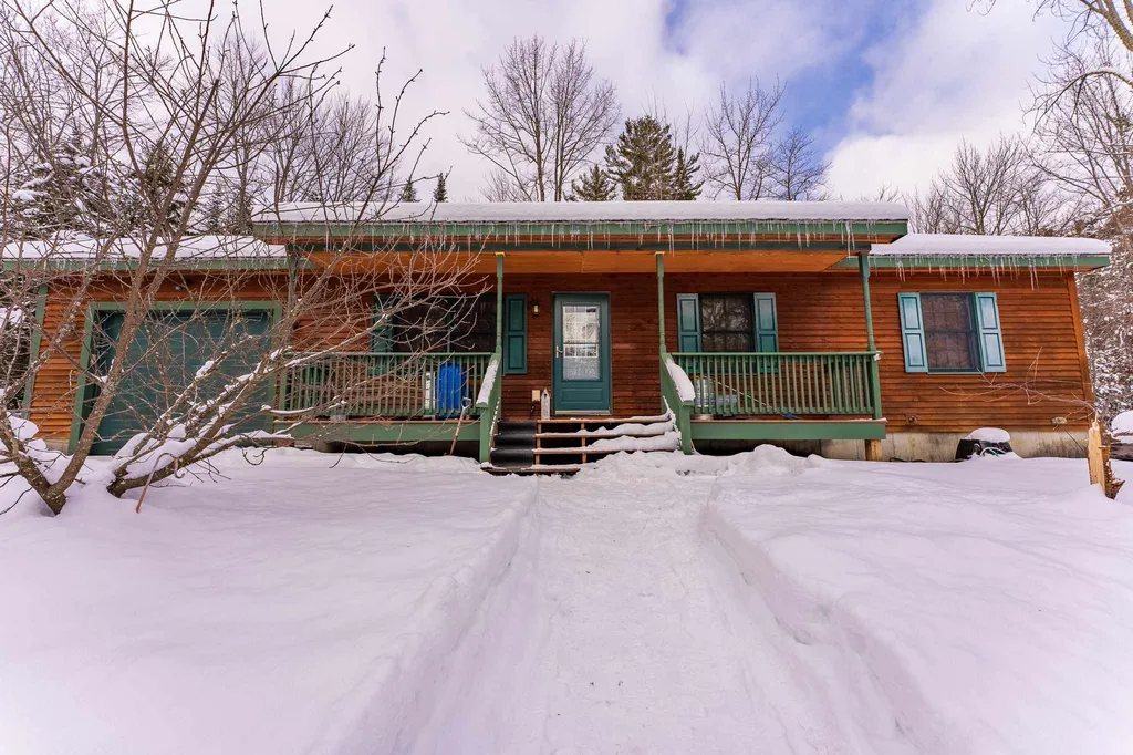 891 Maple Street Bethlehem NH 03574