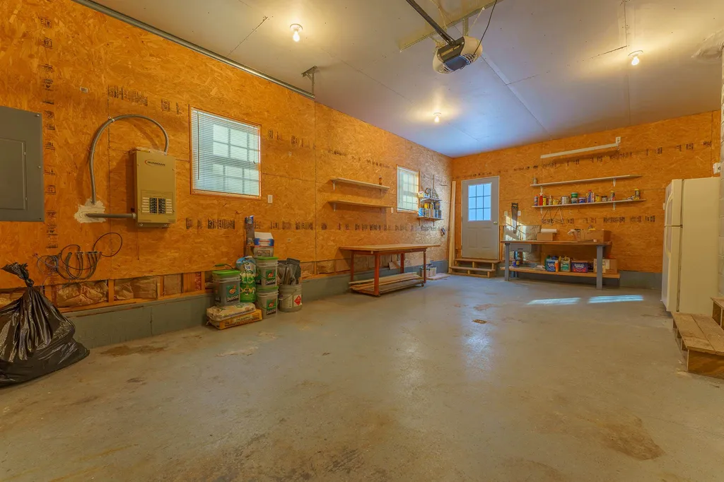 891 Maple Street Bethlehem NH 03574