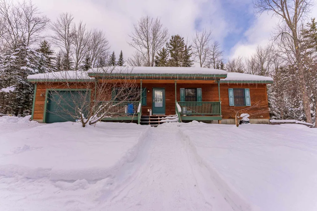 891 Maple Street Bethlehem NH 03574