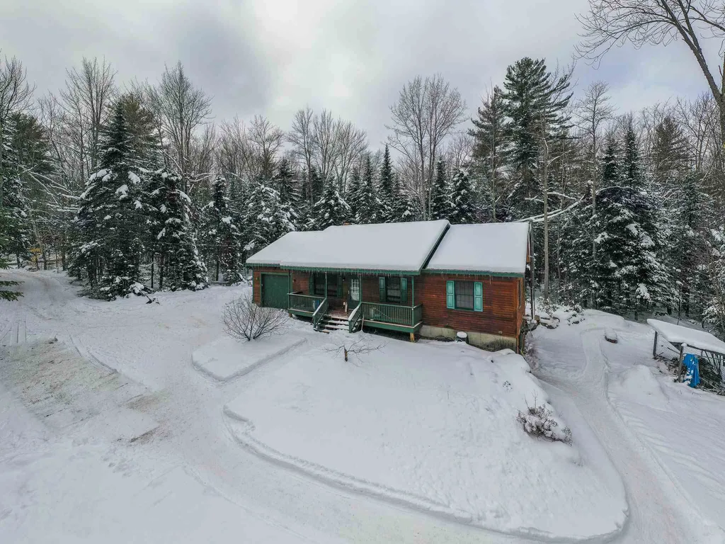 891 Maple Street Bethlehem NH 03574