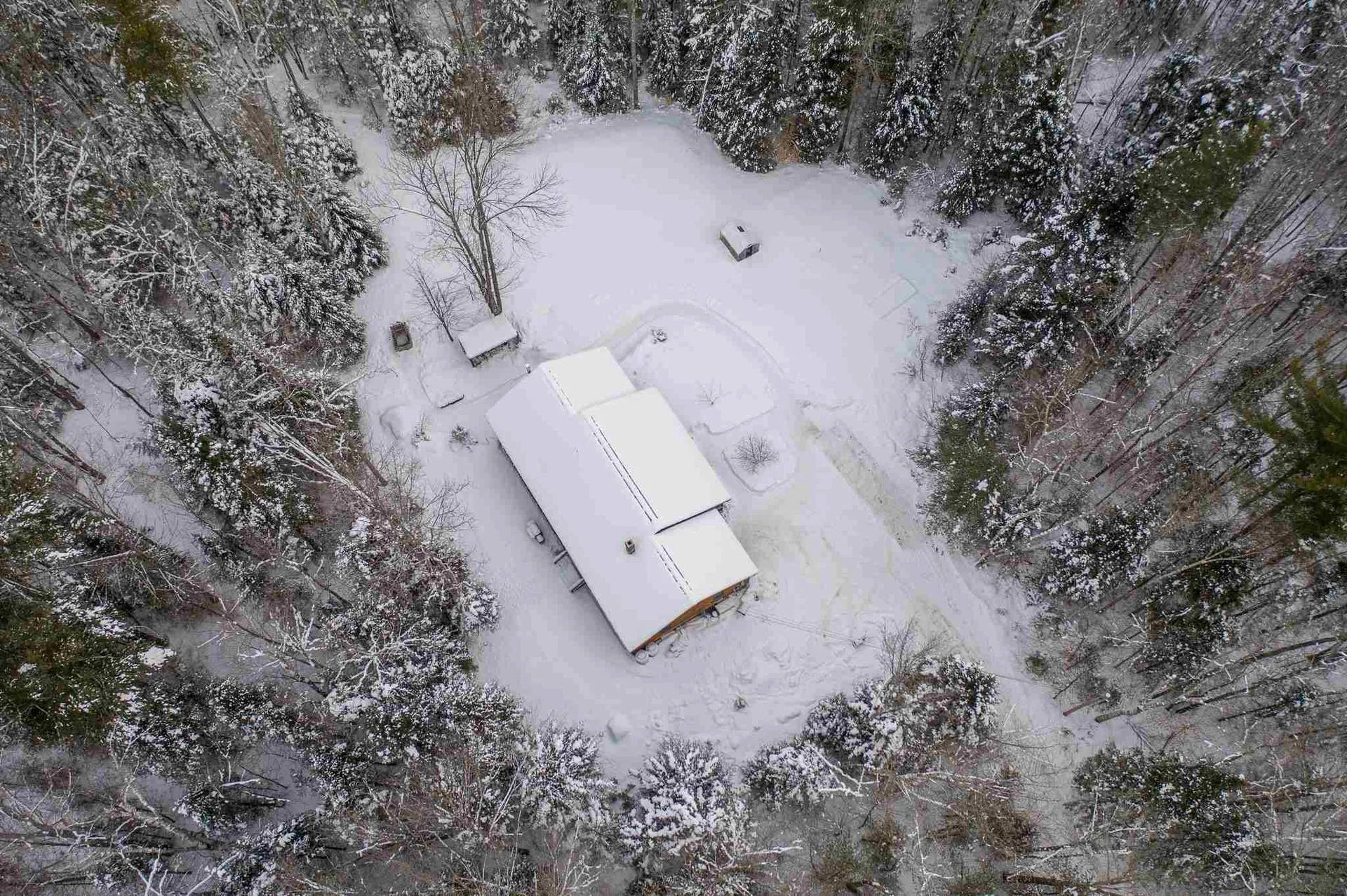 891 Maple Street Bethlehem NH 03574