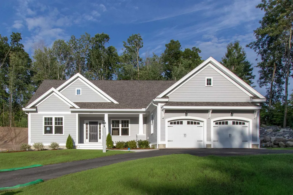 41 Catesby Lane Londonderry NH 03053