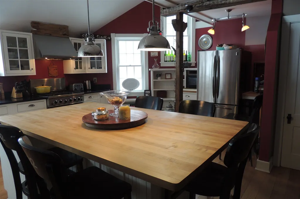281 Old County Lane Readsboro VT 05350