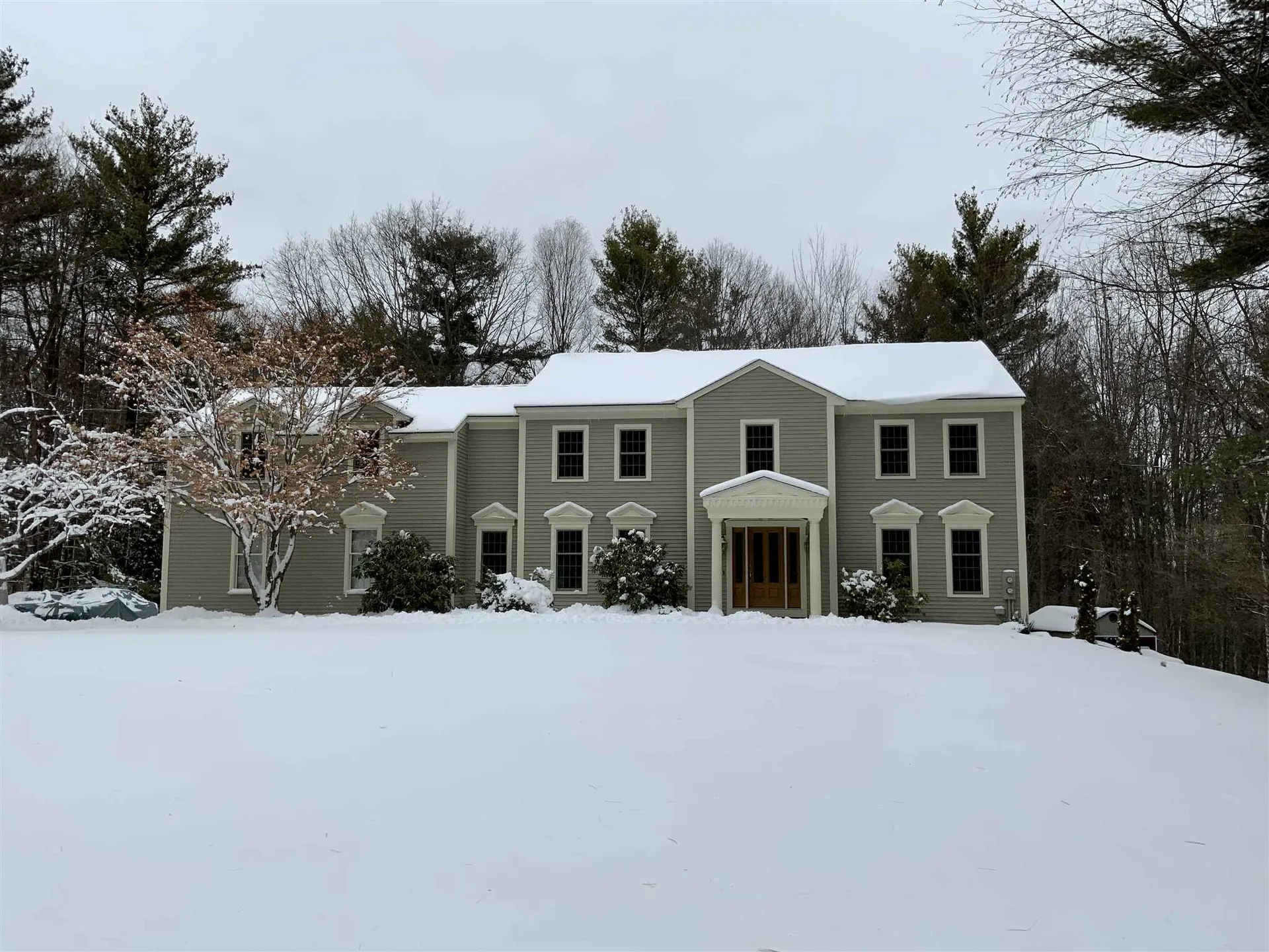 19 Wellesley Drive Bedford NH 03110