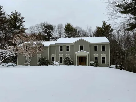 19 Wellesley Drive Bedford NH 03110