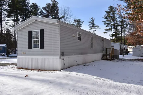 21 Mark Street Nashua NH 03062