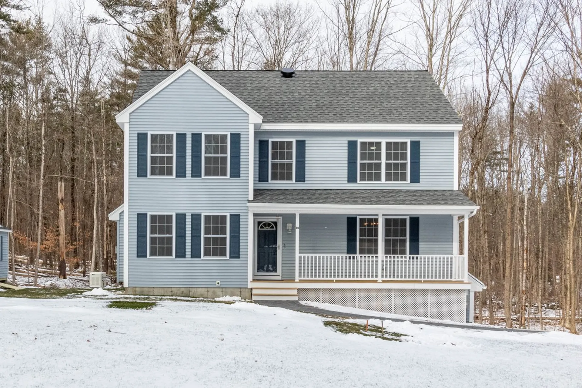 6 Smith Pond Road Raymond NH 03077