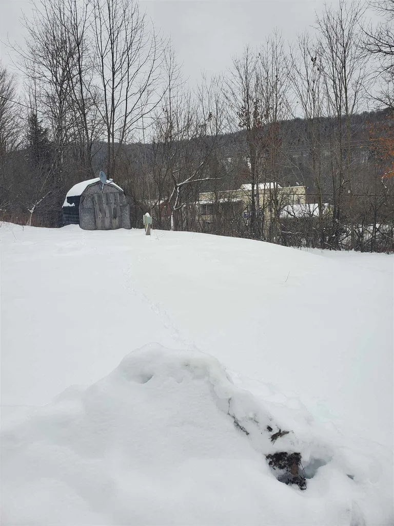 4 Firehouse Lane Topsham VT 05086