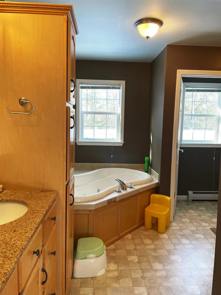 65 Conifer Road Hartford VT 05001