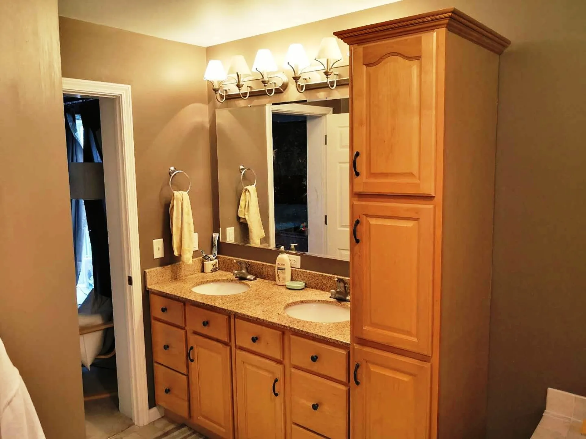 65 Conifer Road Hartford VT 05001