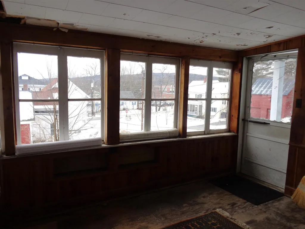 18 Winter Street Bristol NH 03222
