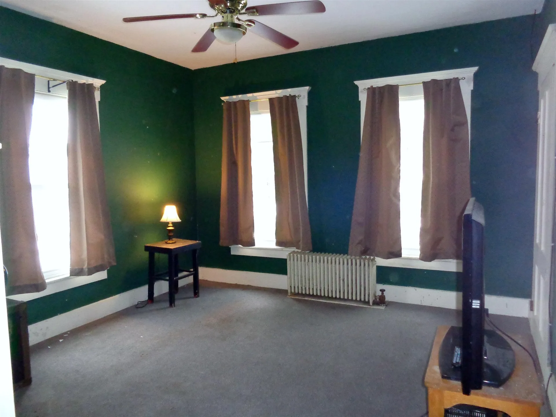 18 Winter Street Bristol NH 03222