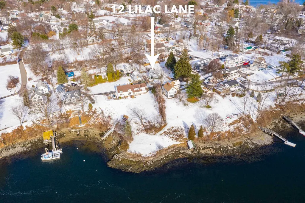 12 Lilac Lane Eliot ME 03903