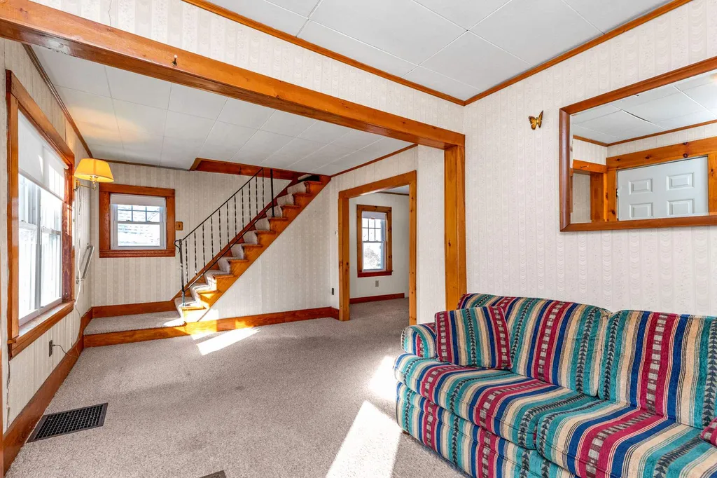 12 Lilac Lane Eliot ME 03903