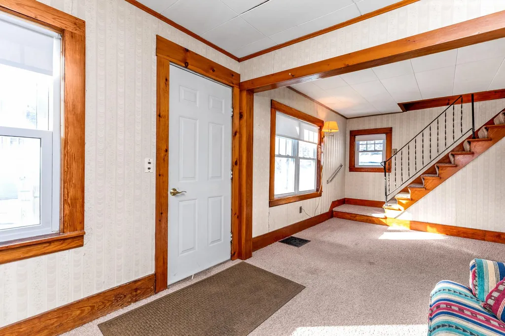 12 Lilac Lane Eliot ME 03903