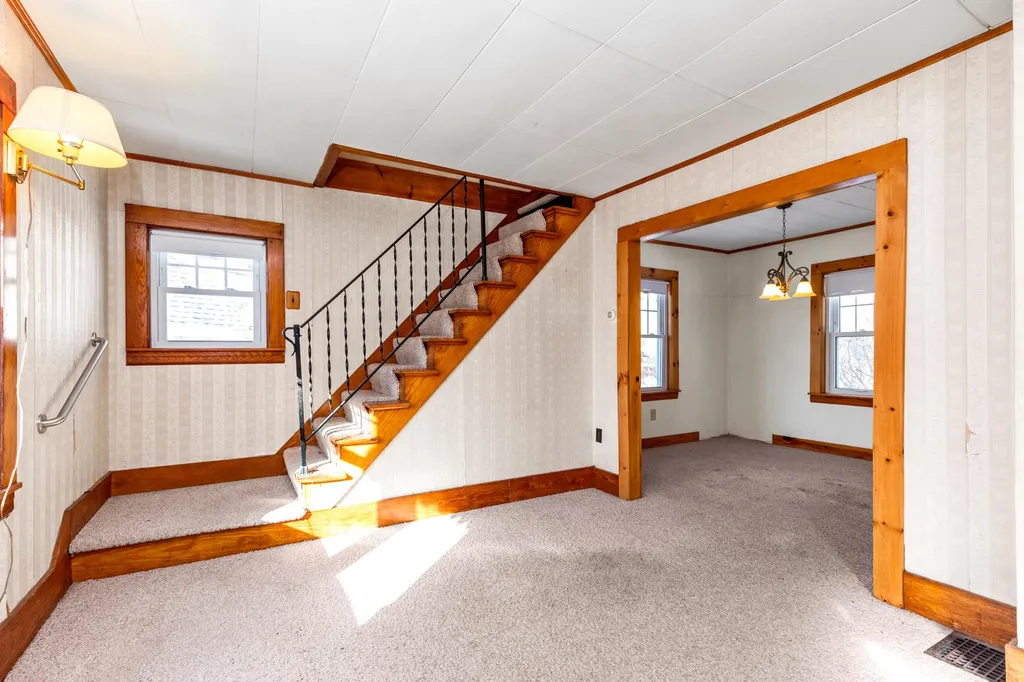 12 Lilac Lane Eliot ME 03903
