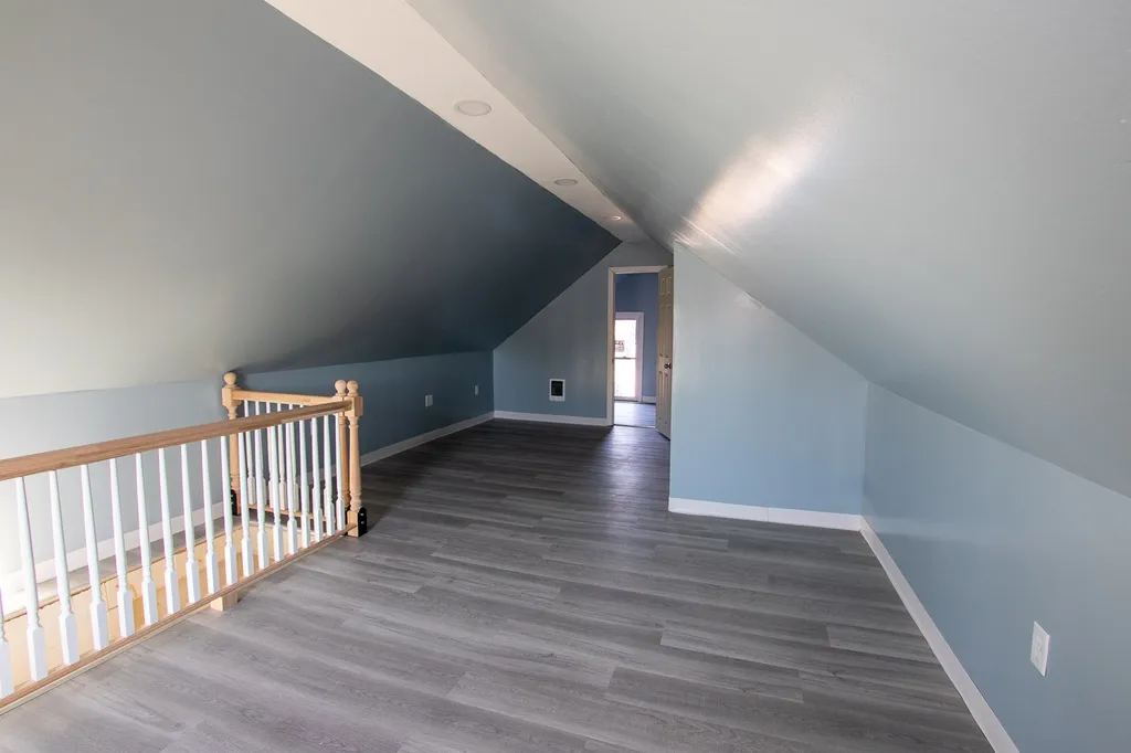 16 Holmes Street Nashua NH 03060