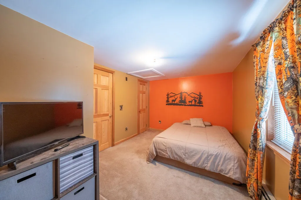 414 Wiggin Road Danbury NH 03230
