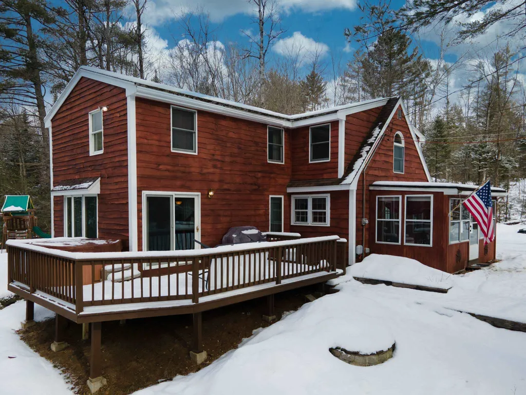 414 Wiggin Road Danbury NH 03230
