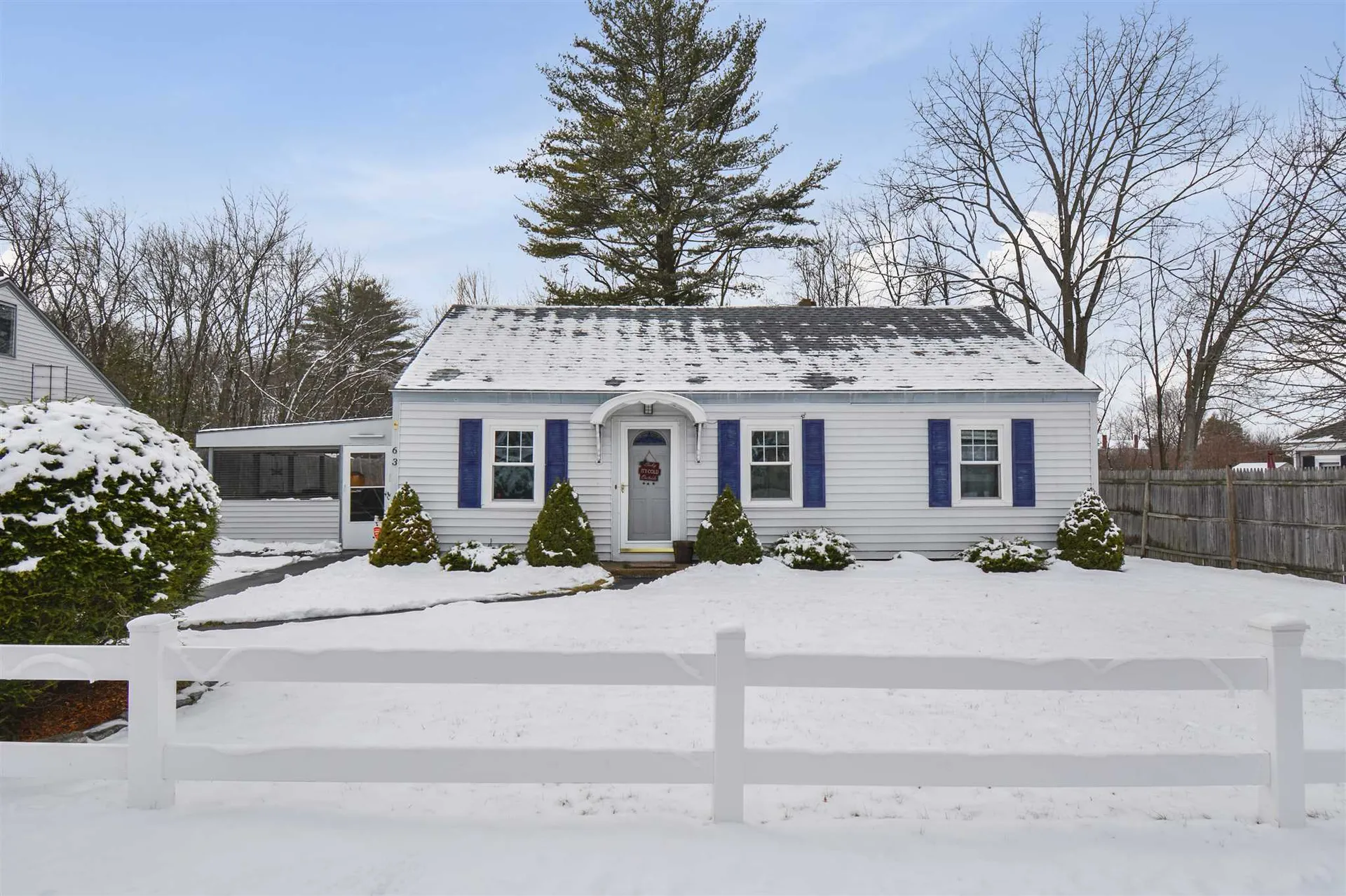 63 Gordon Street Manchester NH 03109