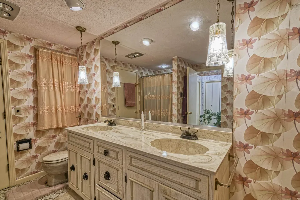 65 Anderson Pond Road Grantham NH 03753