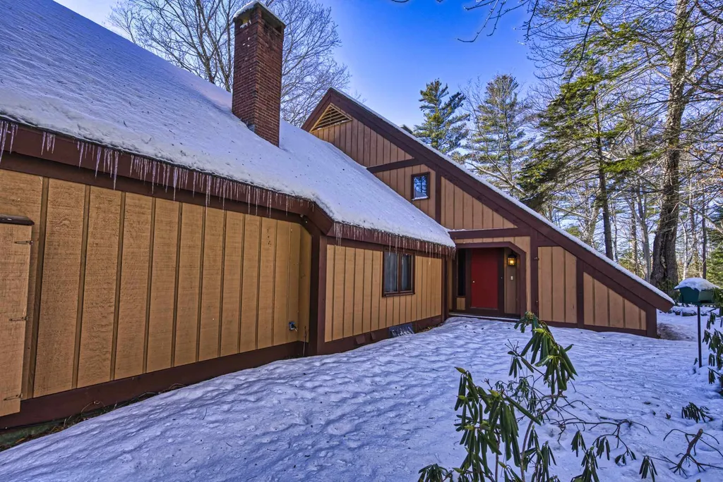 65 Anderson Pond Road Grantham NH 03753
