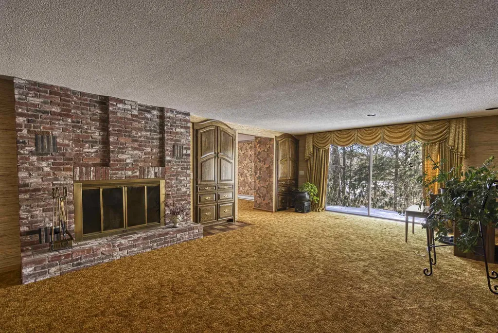 65 Anderson Pond Road Grantham NH 03753