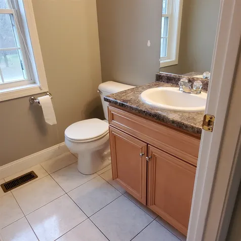 11 Hibiscus Way Nashua NH 03062