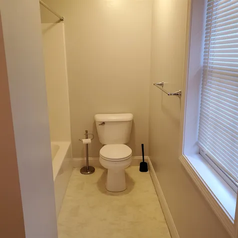 11 Hibiscus Way Nashua NH 03062