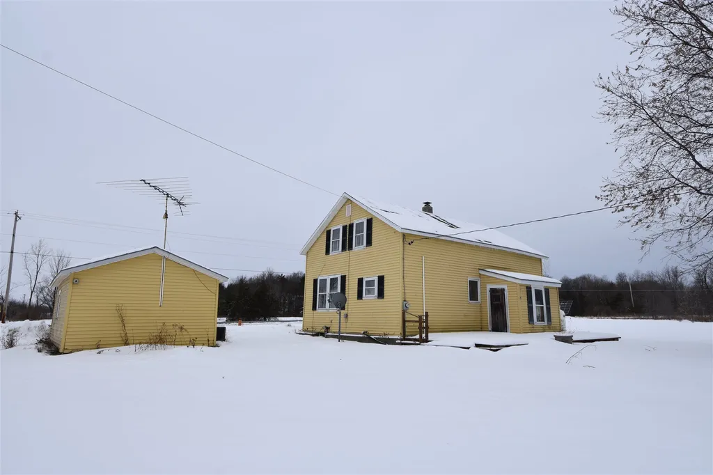 456 Sand Road Ferrisburgh VT 05456