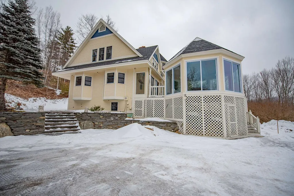 42 Blackberry Hill Road Thornton NH 03285