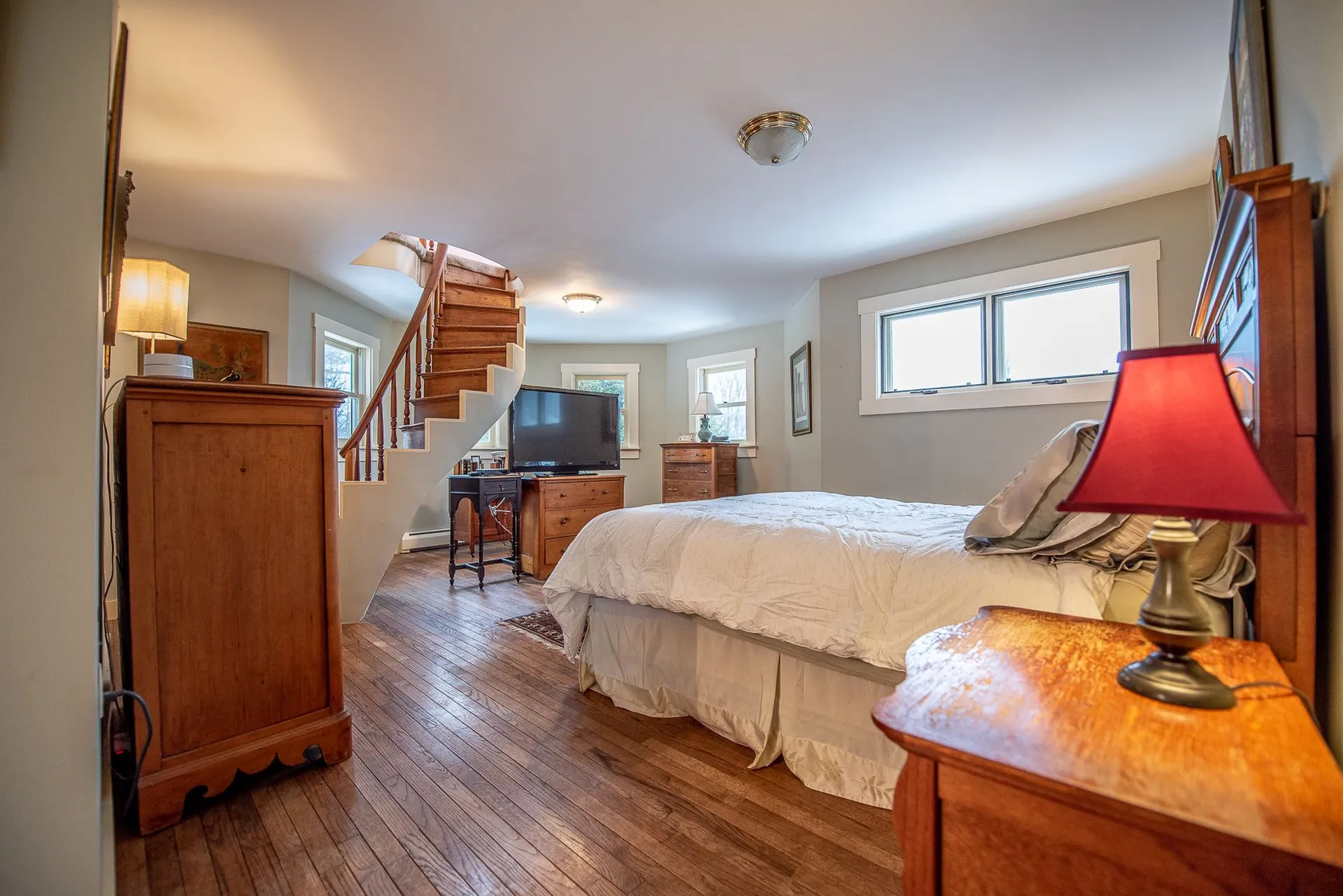 42 Blackberry Hill Road Thornton NH 03285