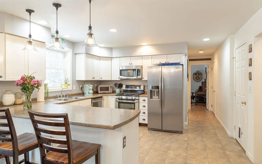 44 Karl Lane Fitzwilliam NH 03447