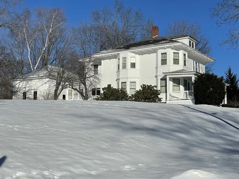 14 Summit Road Newport NH 03773-1220