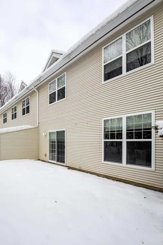 47 Marion Avenue Essex VT 05452