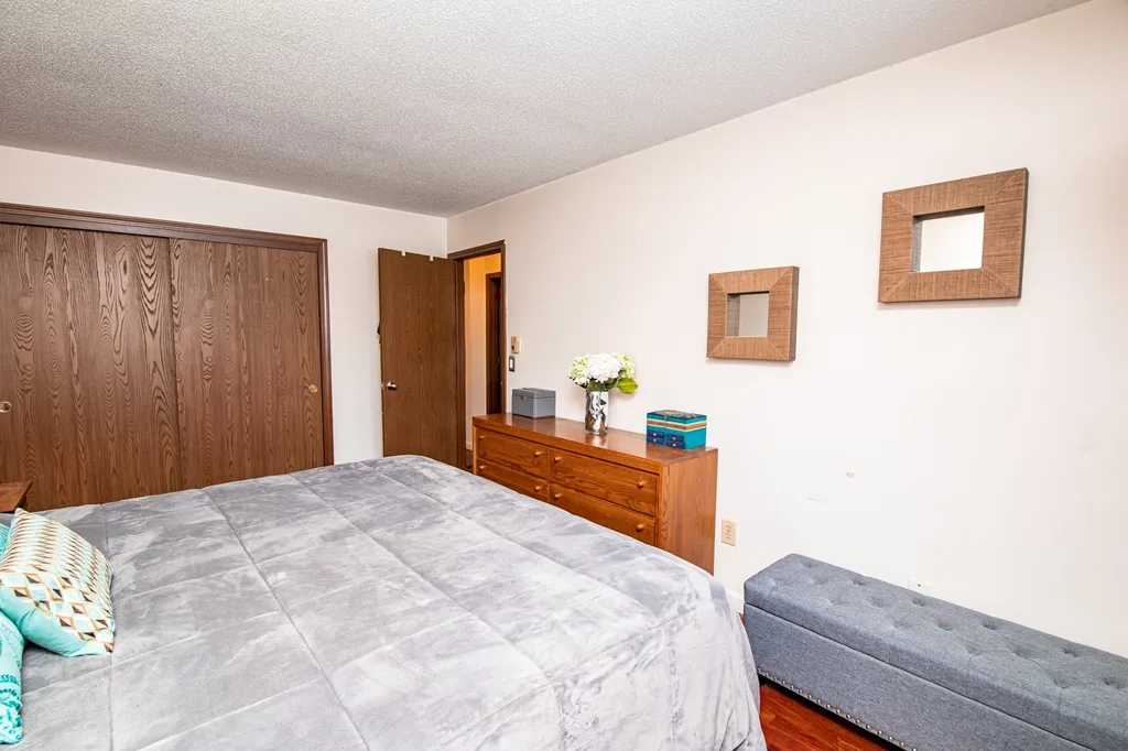 59 Twin Oaks Terrace South Burlington VT 05403