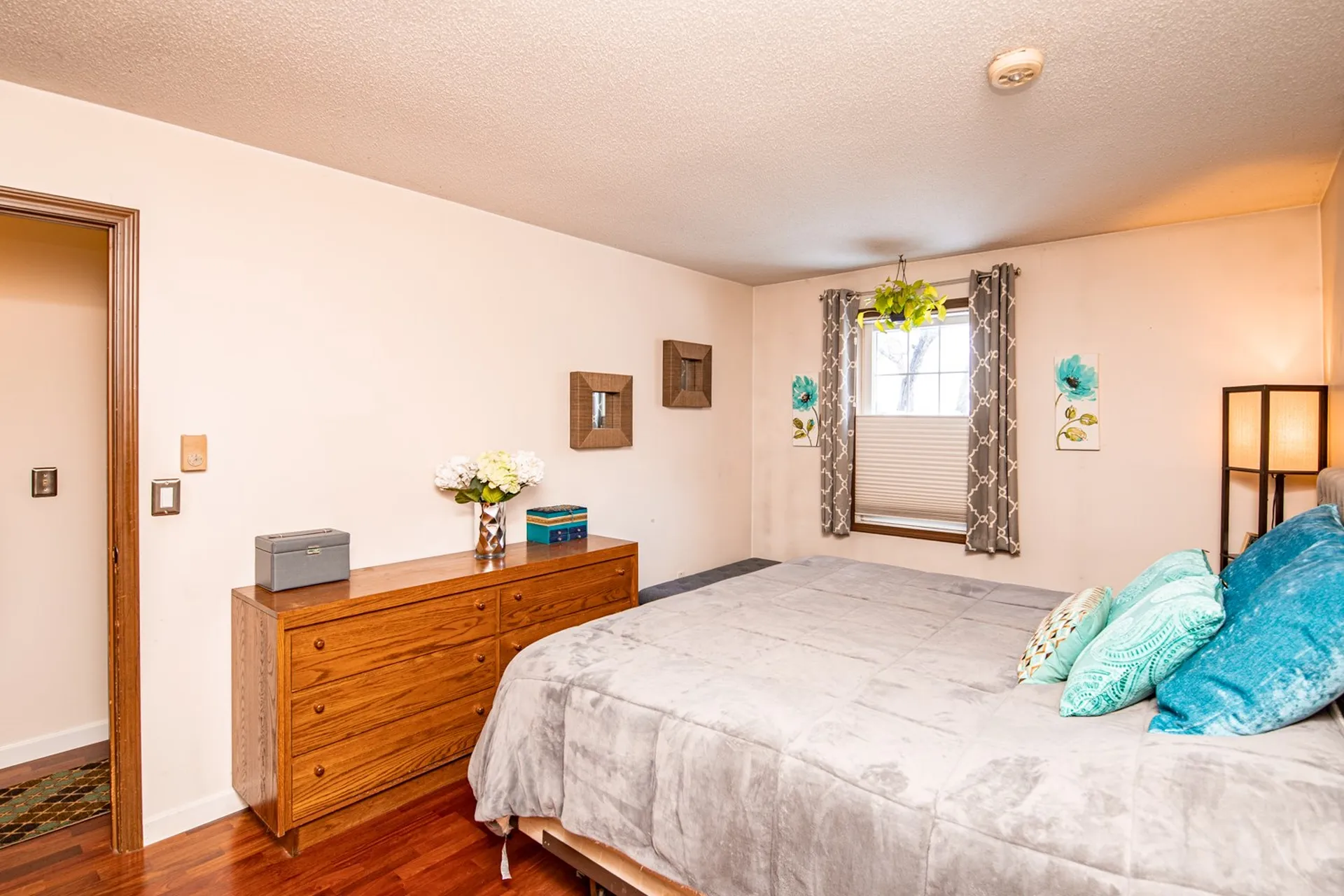 59 Twin Oaks Terrace South Burlington VT 05403
