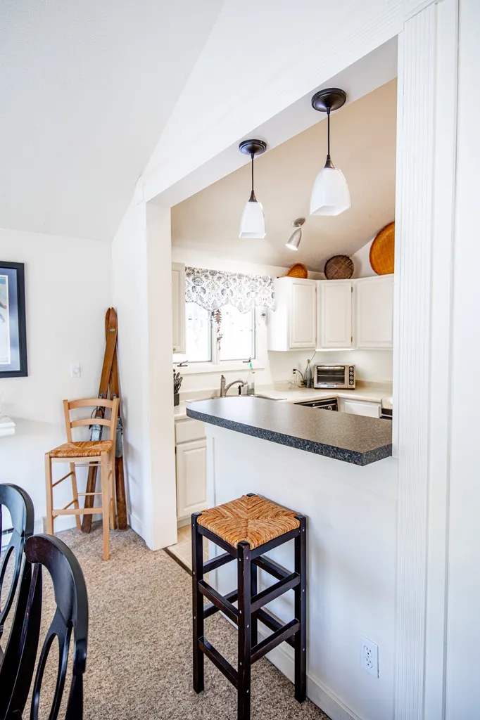 158 Sugar Ledge Road Warren VT 05673