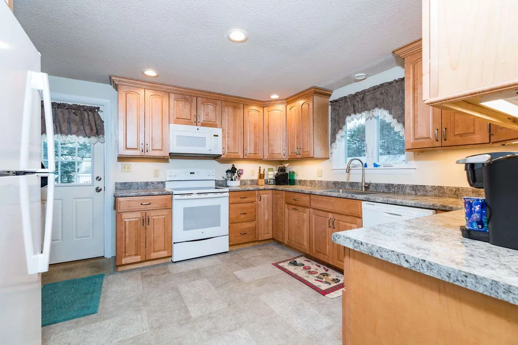 1 Pinkham Avenue Somersworth NH 03878