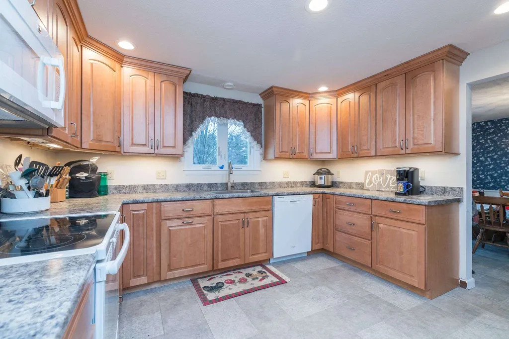 1 Pinkham Avenue Somersworth NH 03878