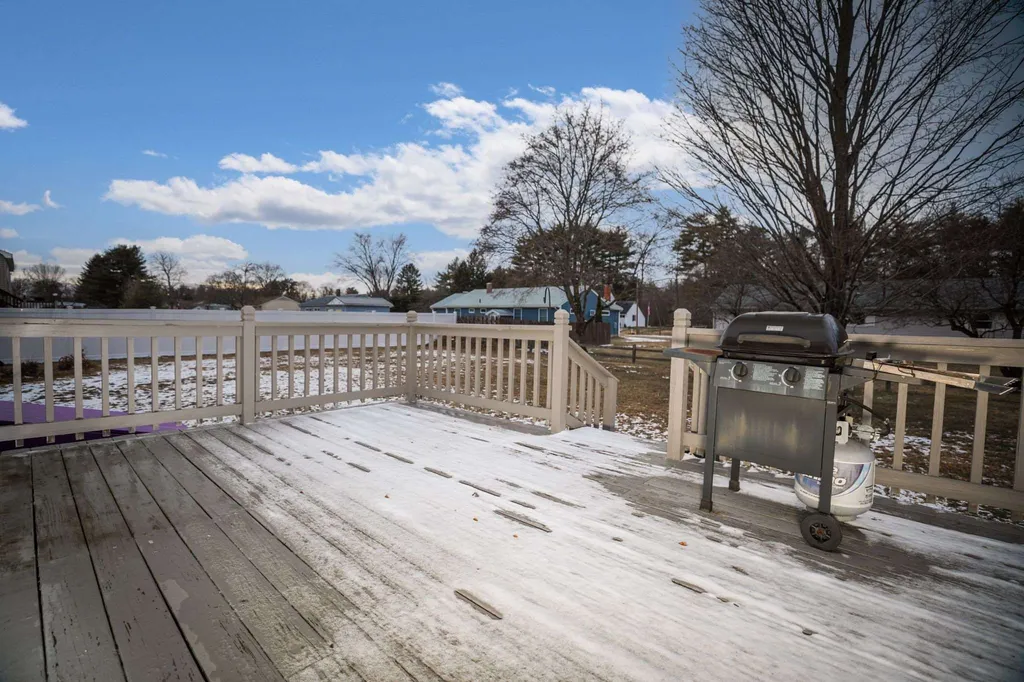 1 Pinkham Avenue Somersworth NH 03878