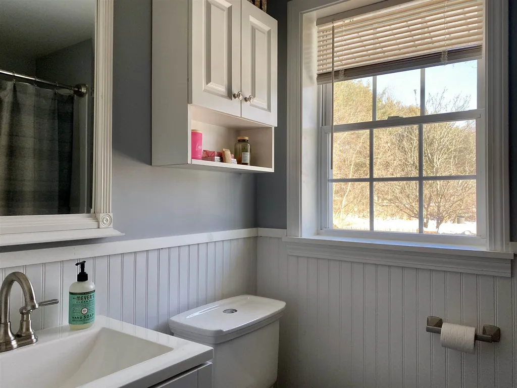 4 Hartfield Lane Hartland VT 05052