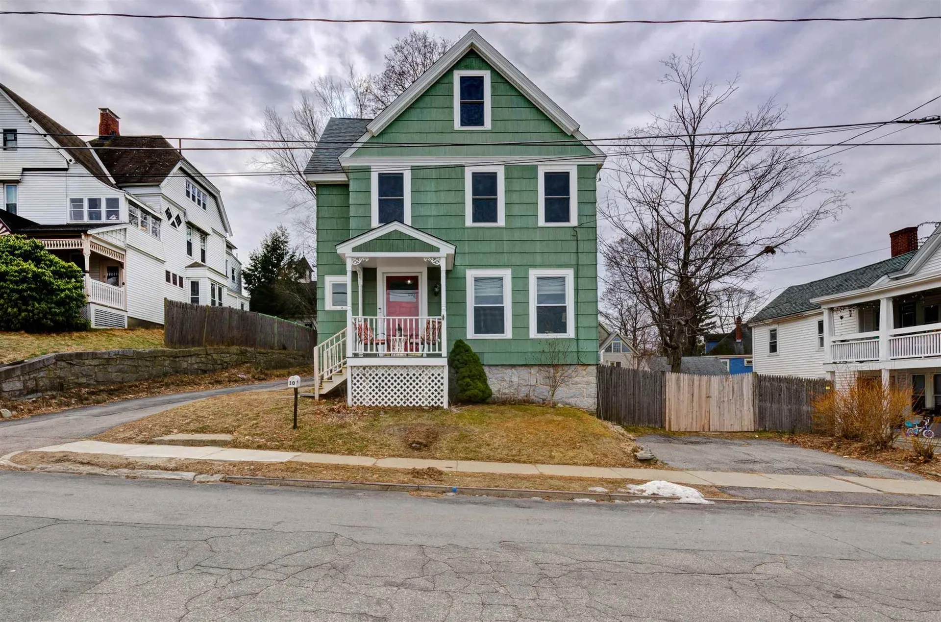 10 Highland Street Nashua NH 03064