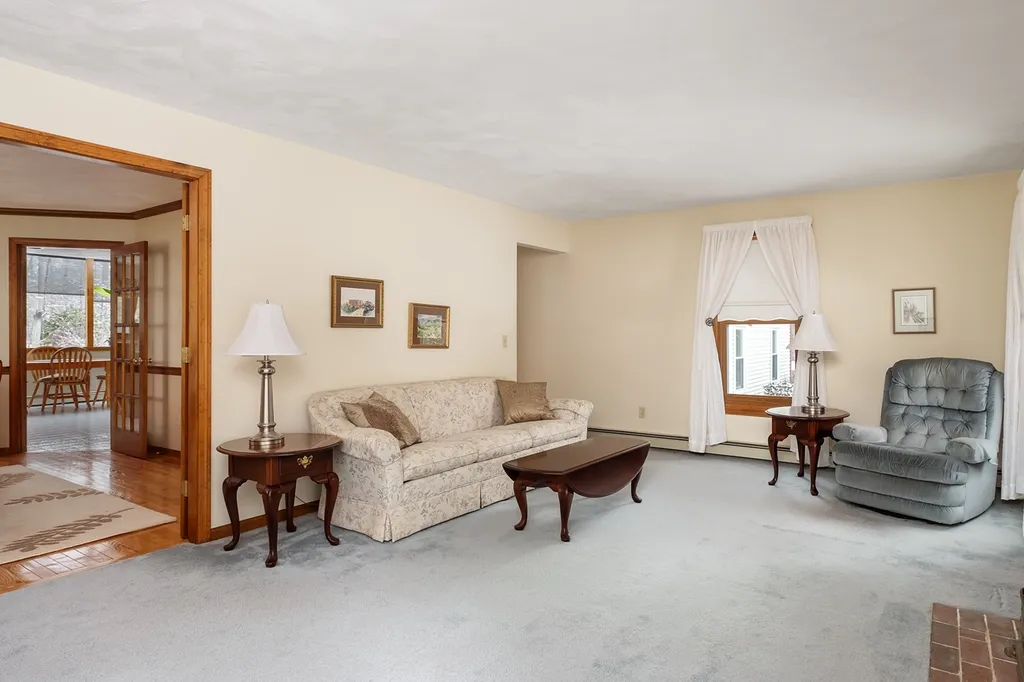 3 Pine Court Newfields NH 03856