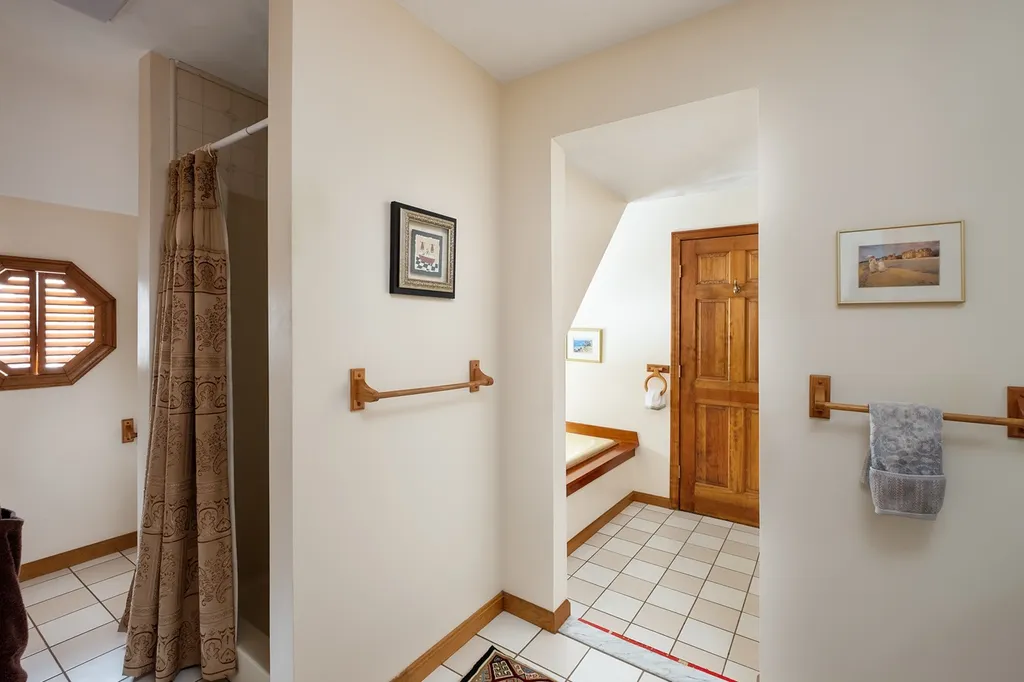 3 Pine Court Newfields NH 03856