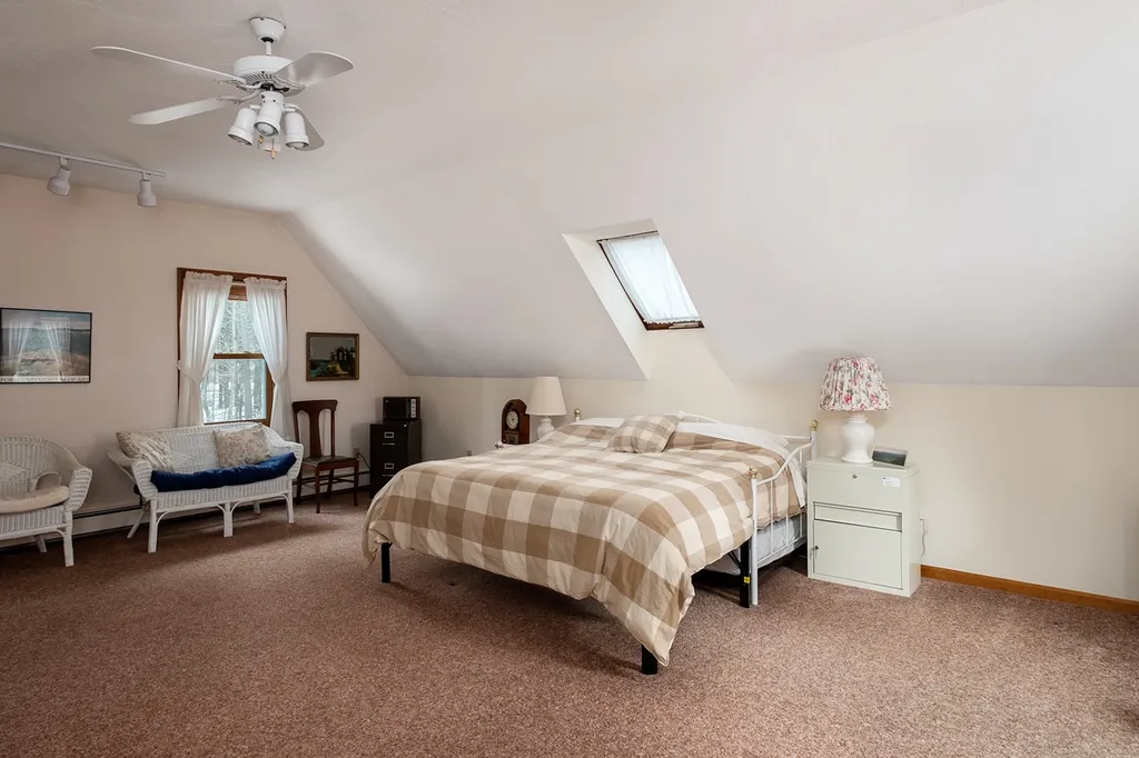 3 Pine Court Newfields NH 03856