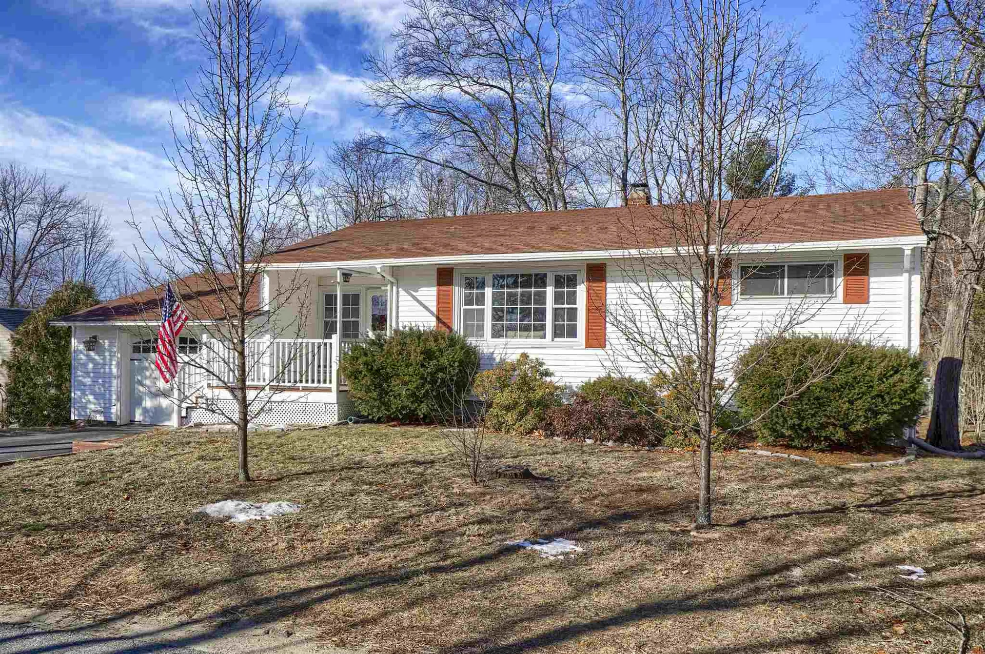 3 Deerhead Street Hooksett NH 03106